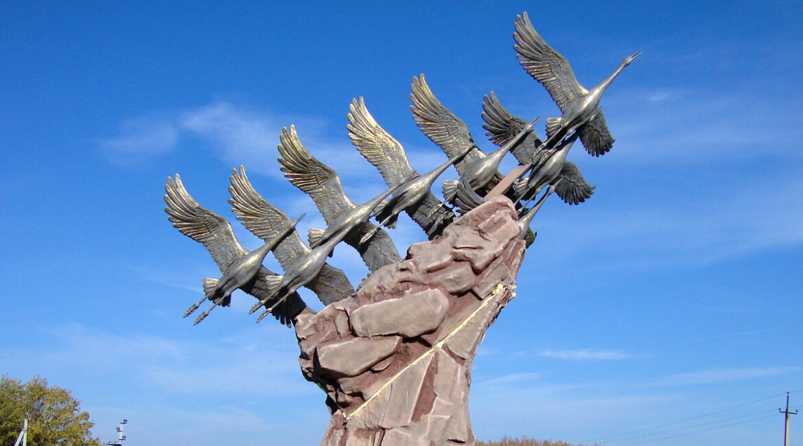 Журавли. Памятник воинам
